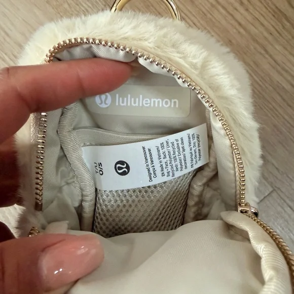 Lululemon Everywhere Nano Backpack
Plush Fleece - Picture 8 of 12